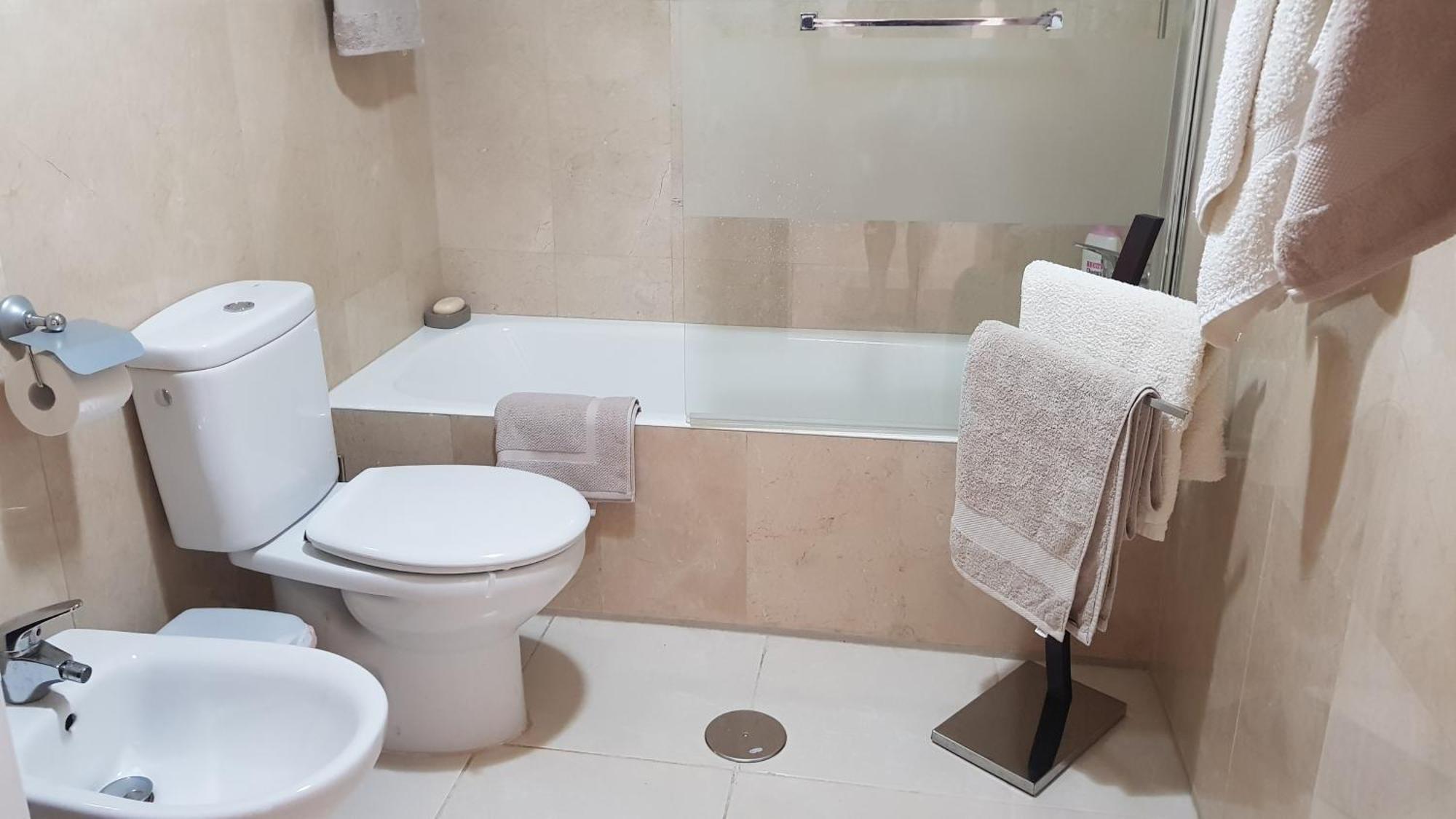 Spacious 3 Bedroom 2 Bathroom Apartment - Puerto Marina Complex Los Alcázares Eksteriør bilde